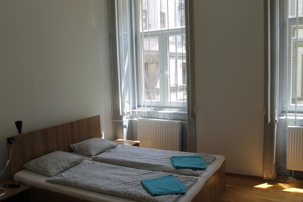 Capital Guesthouse Βουδαπέστη Εξωτερικό φωτογραφία