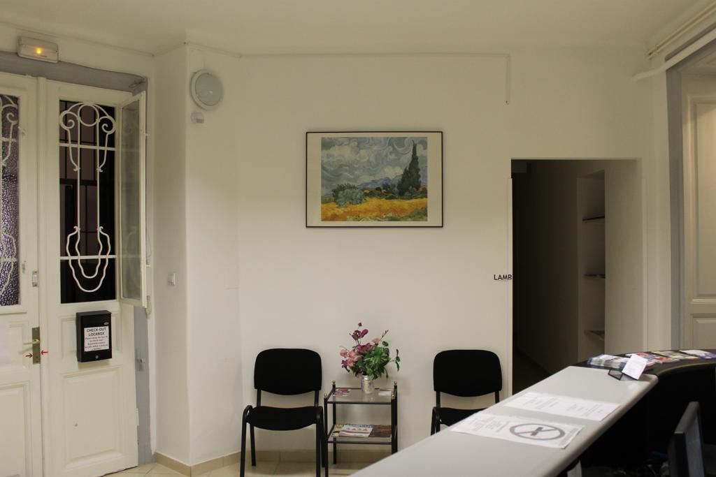 Capital Guesthouse Βουδαπέστη Εξωτερικό φωτογραφία